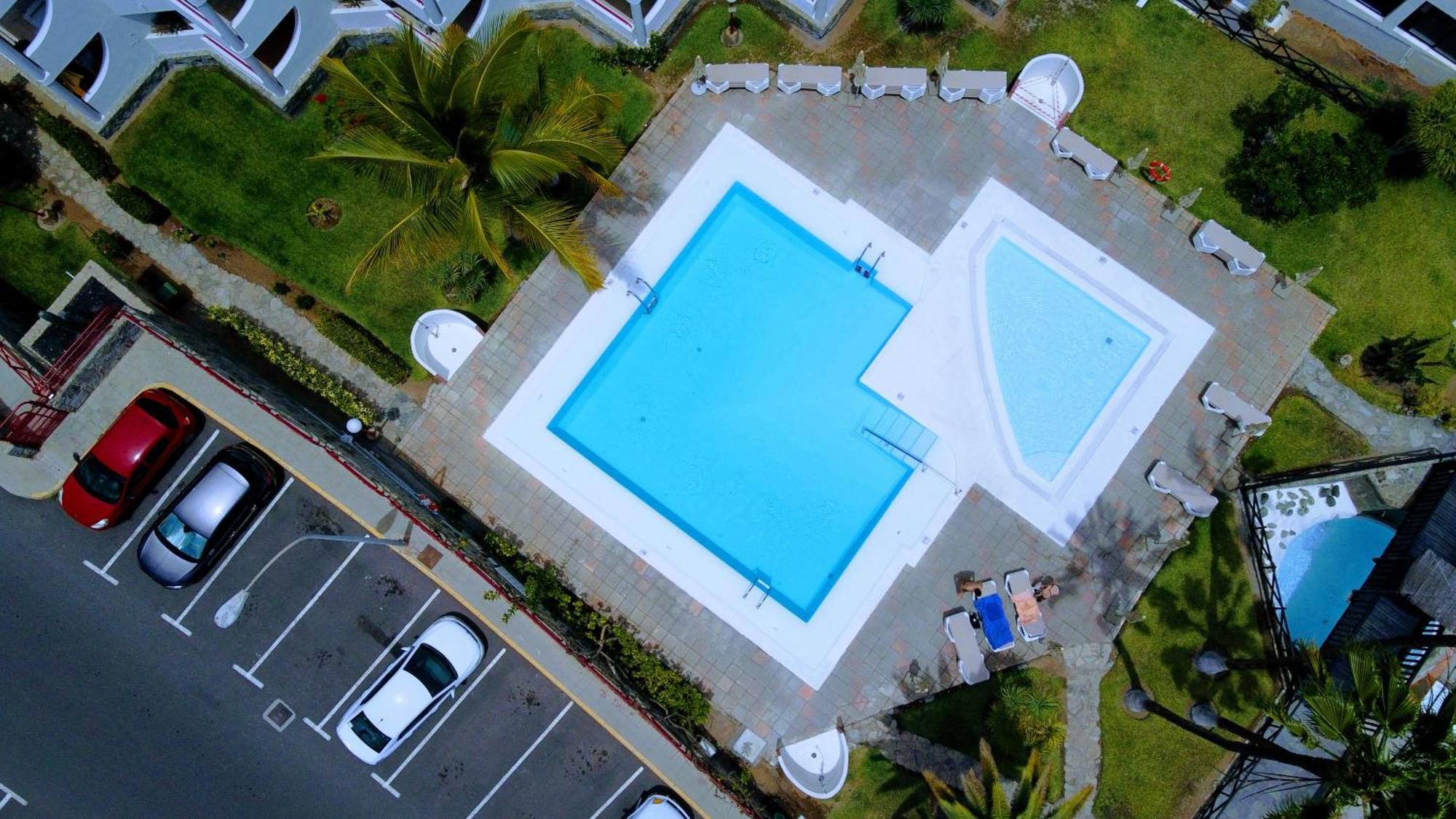 Holidays In Paradise โมกัน ภายนอก รูปภาพ